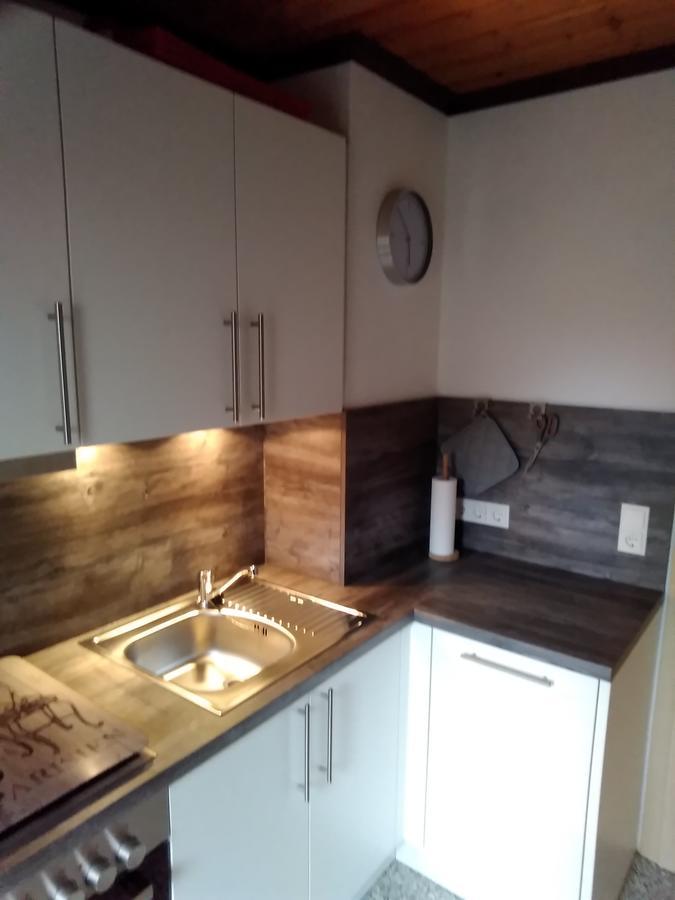 Haus Waldesruh, 3 Ferienwohnungen Hemfurth-Edersee Экстерьер фото